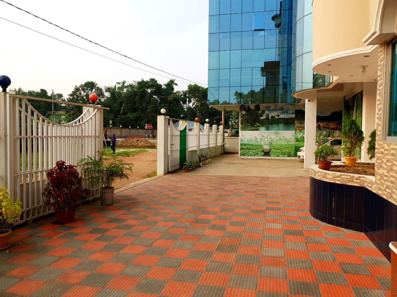 Grand Selim Resort & Tour - Gsrt Sreemangal Exterior photo
